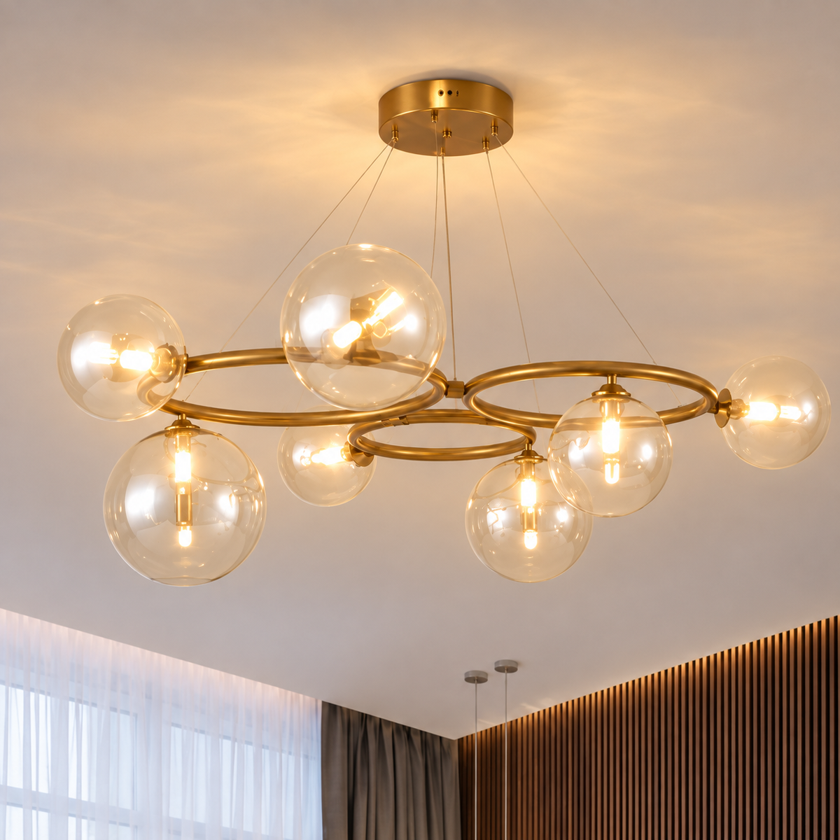 Lustre Suspension Moderne 7 Lumières  – Cercles Métalliques et Globes en Acrylique